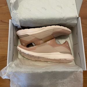 Women’s APL Techloom Bliss Size 8